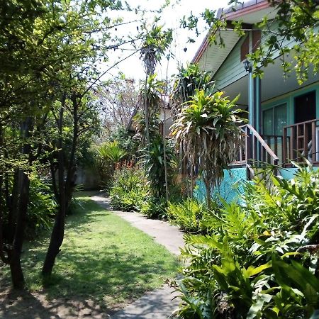 Kanchanaporn Resort Ko Lan Exterior foto