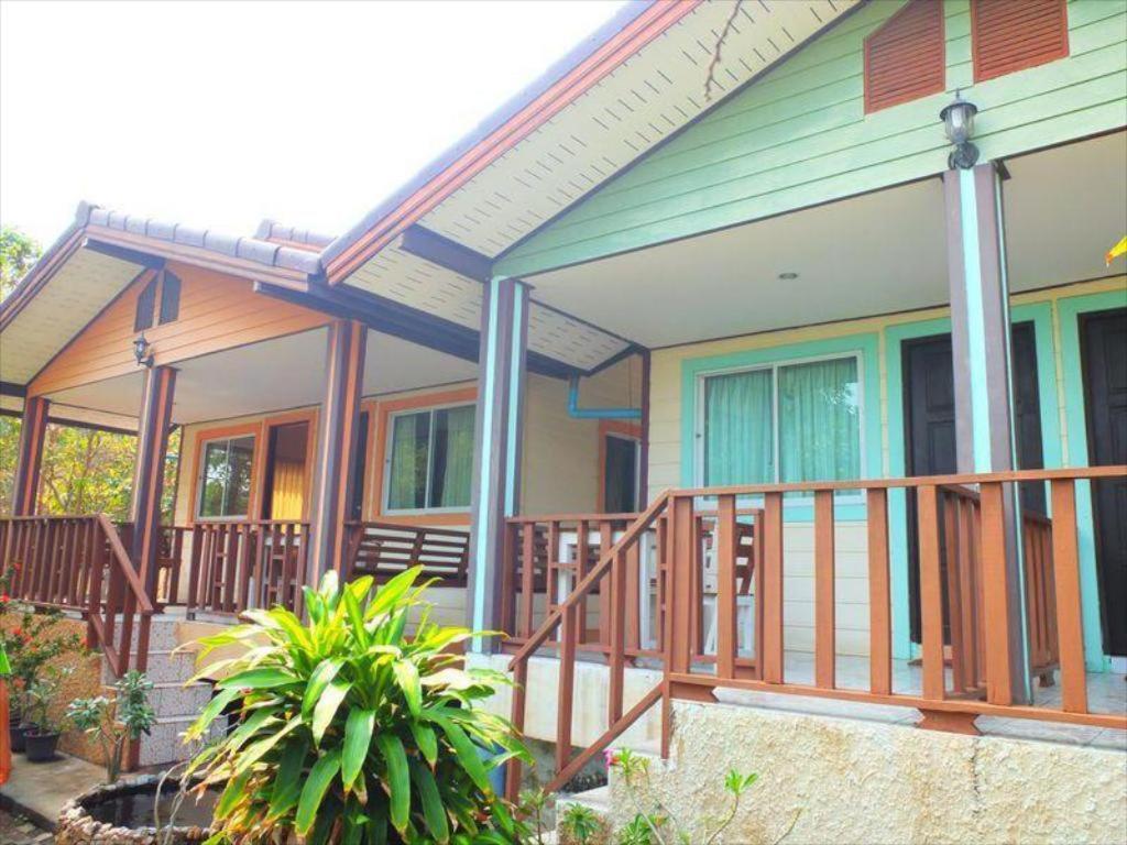 Kanchanaporn Resort Ko Lan Exterior foto